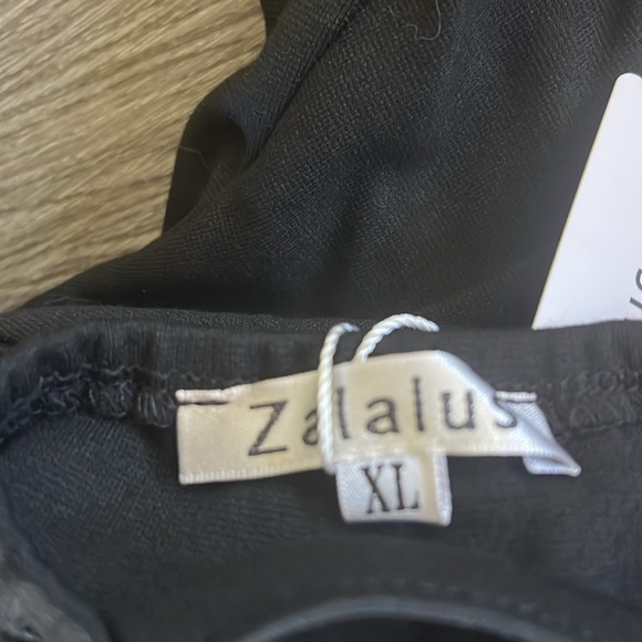 Woman’s black size extra large dress zalalus new with tags - Picture 5 of 5